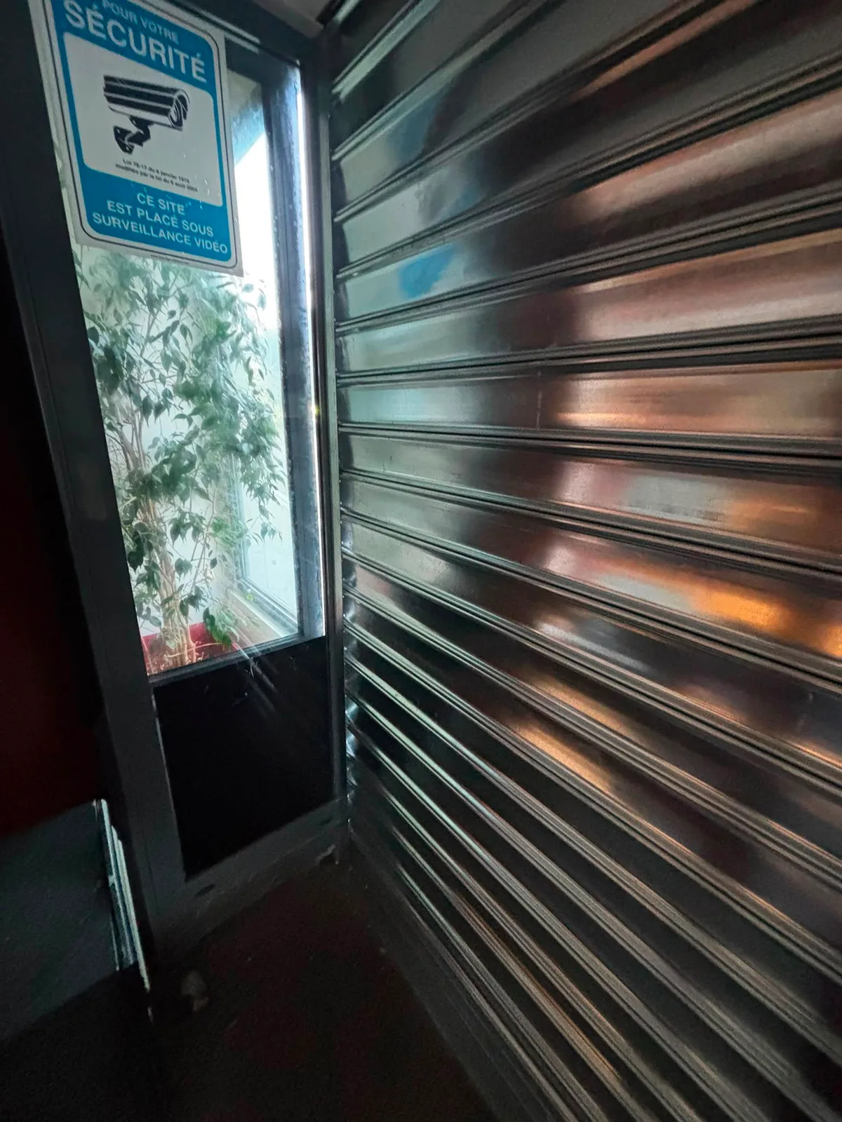 Installation et pose de rideau métallique à Asnières-sur-Seine