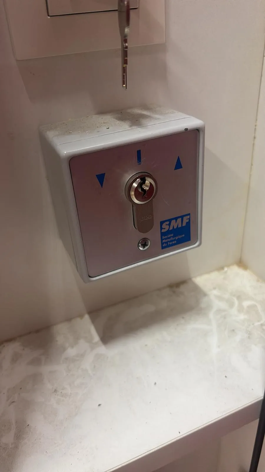 Motorisation de rideau métallique à Asnières-sur-Seine