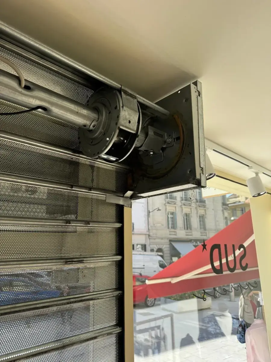 Motorisation de rideau métallique à Asnières-sur-Seine